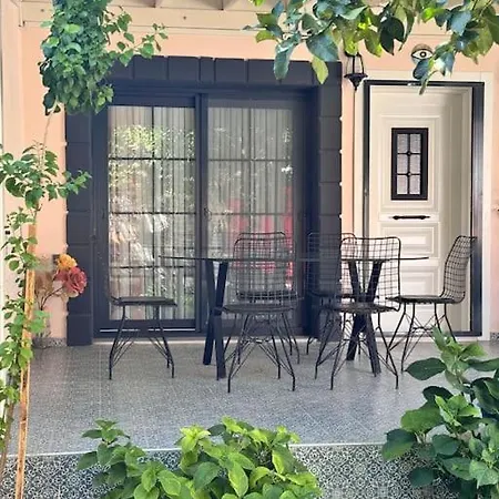 Kanai Konuk & Zeytin Evi Villa Dikili