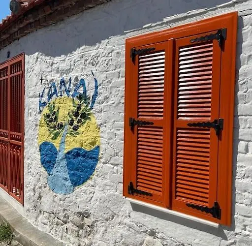 Kanai Konuk & Zeytin Evi Dikili