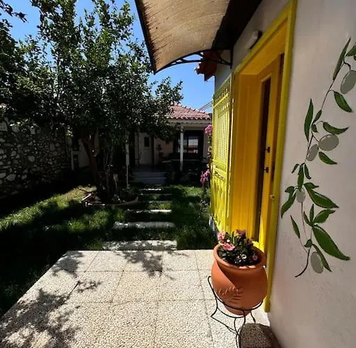 Kanai Konuk & Zeytin Evi * Dikili