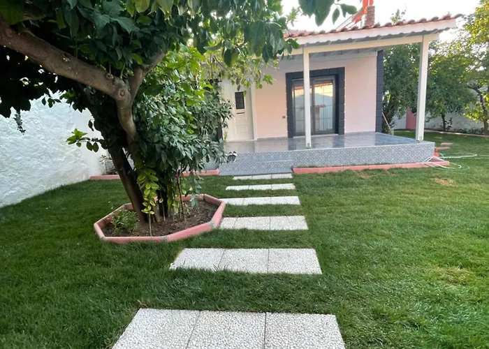 Vila Kanai Konuk & Zeytin Evi Dikili